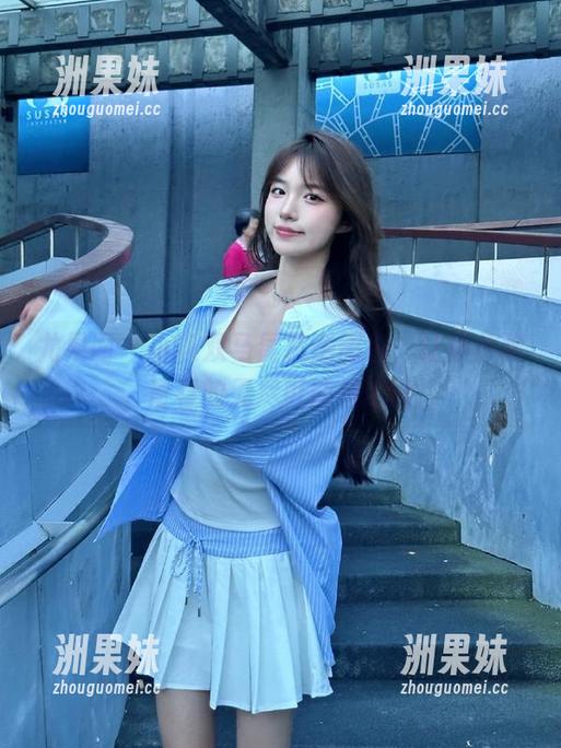 尤果网 - 小琪双马尾私房图包，让你体验青春的无尽可能性.txt