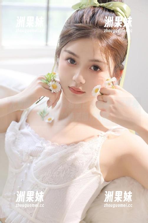 尤果网 - 演绎李焱私房白色韵味，尽享视觉盛宴的绝美图片.txt
