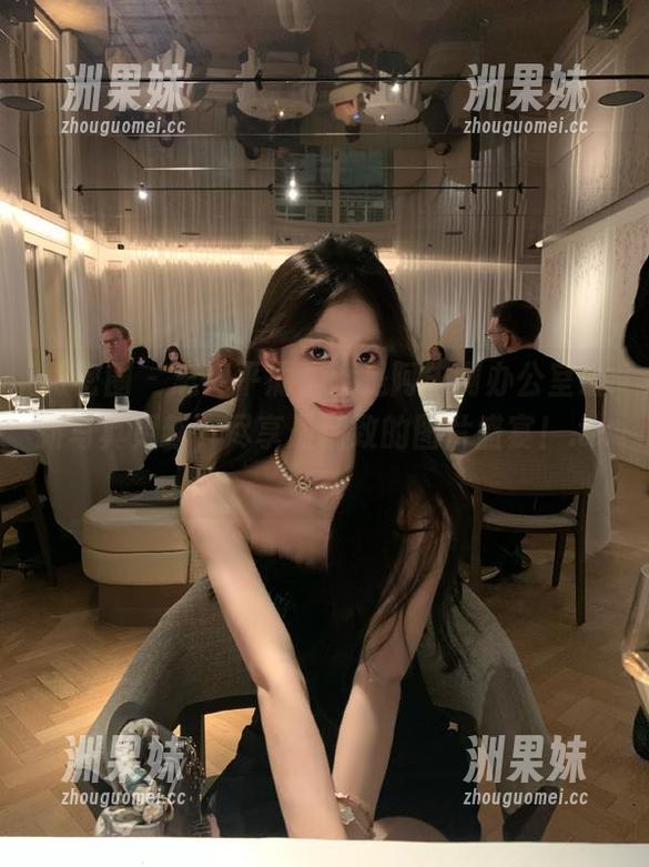 微密圈 - 忘掉平庸，就是阿朱啊办公室最新写真更新，尽享最精致的图片盛宴！.txt