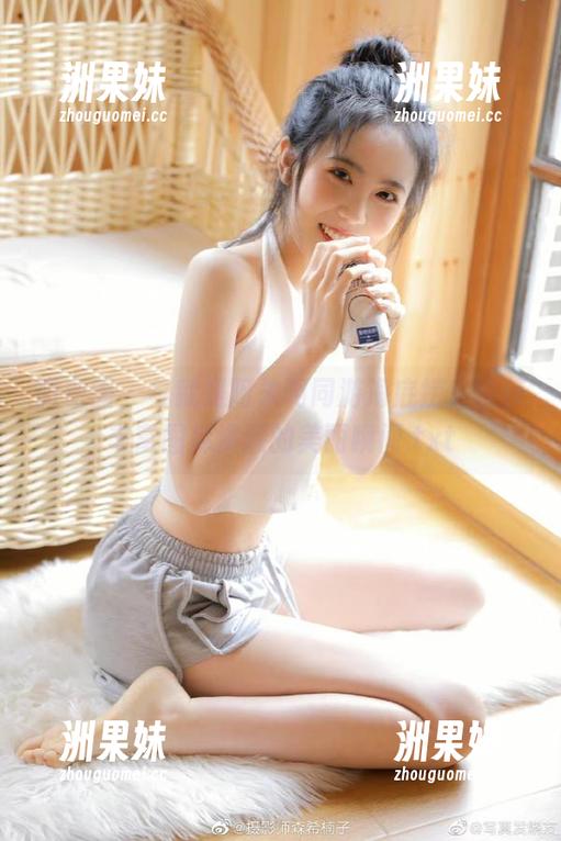 微密圈 - 与就是阿朱啊同游海底捞，收获丰富图库资源的美丽瞬间.txt