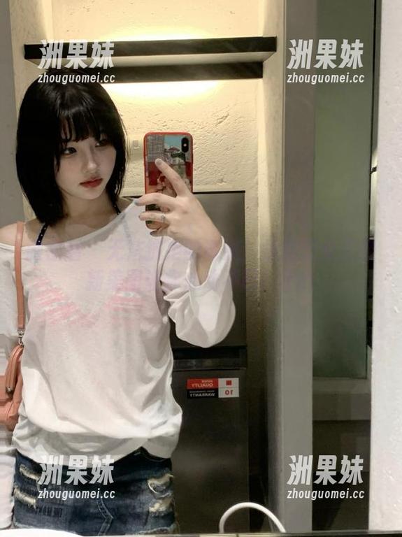 微密圈 - 无法抗拒的诱惑！徐莉芝女王最新美图让你心动不已！.txt