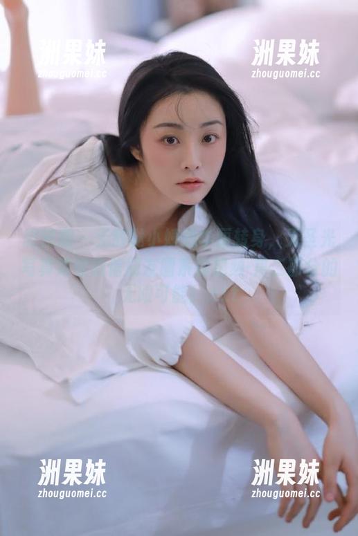 微密圈 - 无敌哒小姨妈华丽转身，无圣光写真致敬微信朋友圈系列视频-第二部分的无限可能！.txt