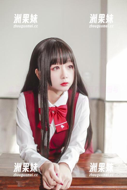 追寻日奈娇女神的美丽：唯美写真美图与精选套图全记录.txt