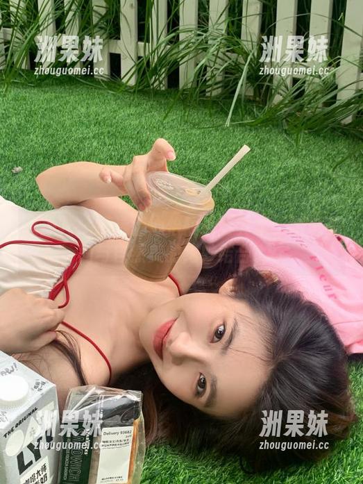 星颜社 - 精选温心怡短裤写真集：潮流时尚与自然美的绝妙结合.txt