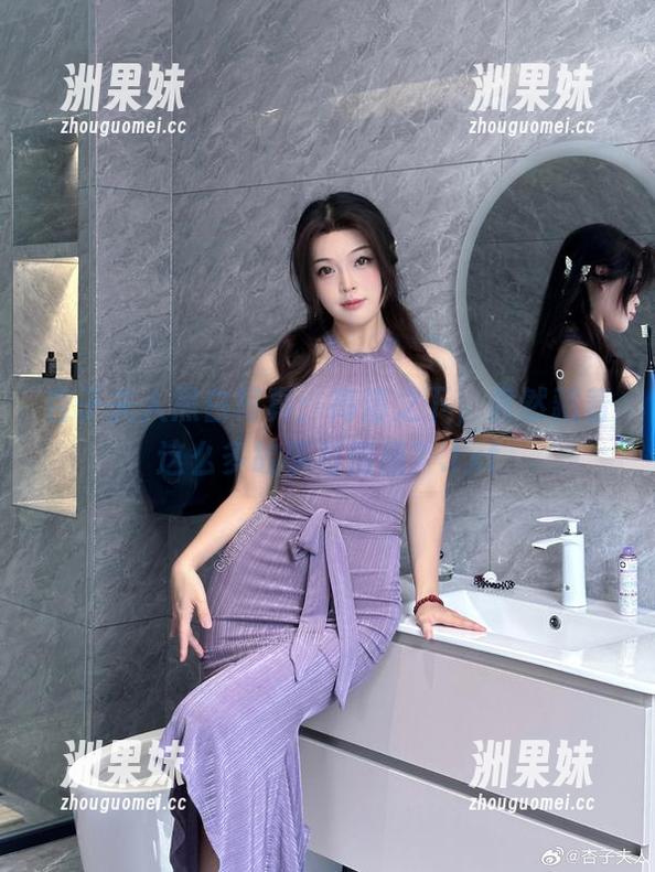 杏子夫人黑白写真：高清之下，竟然藏着这么多故事与情感？.txt