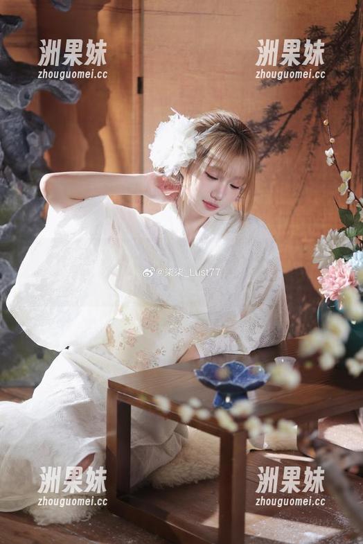 在线浏览柒柒不可爱的妹妹美图，感受不一样的摄影艺术.txt
