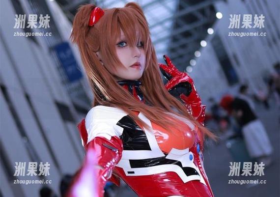 “桜满三时”带来的黑色诱惑，别错过这组绝美cos原图！.txt