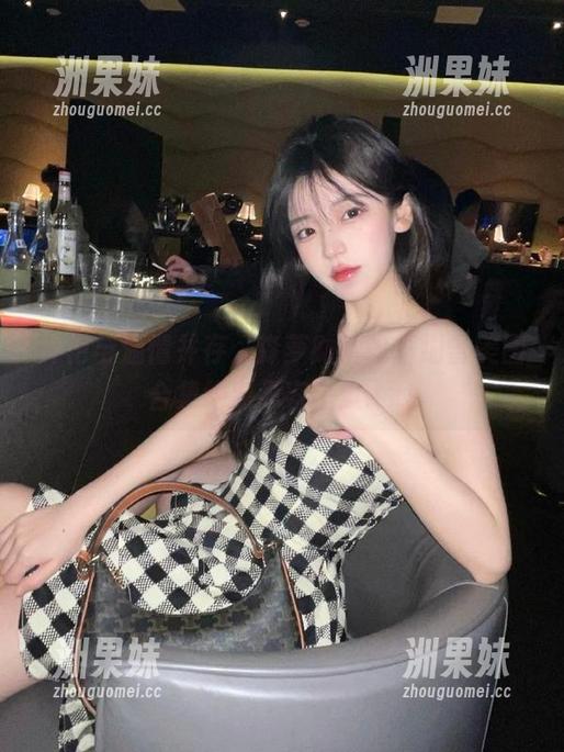 冷艳与温情并存，森萝财团内部细雪美图合集绝对不容错过.txt