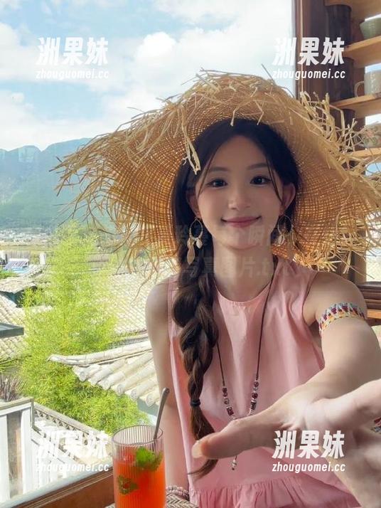模范学院 - 捕捉夏玲蔓每个瞬间，在线解锁她的剧情写真图片.txt