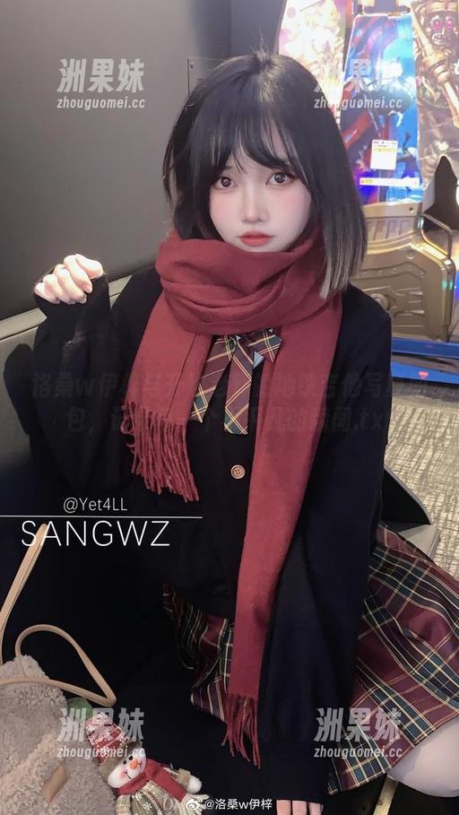洛桑w伊梓与升玖老师的地铁吉他写真图包，记录每一个不平凡的瞬间.txt