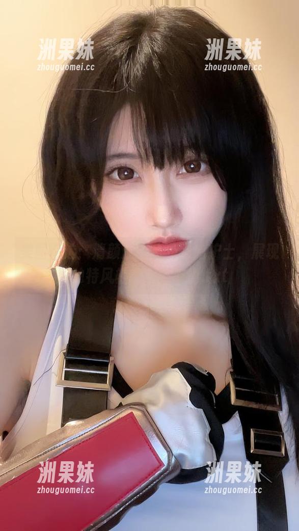美图精选：清颜颜子化身黑暗护士，展现独特风格的视觉盛宴.txt
