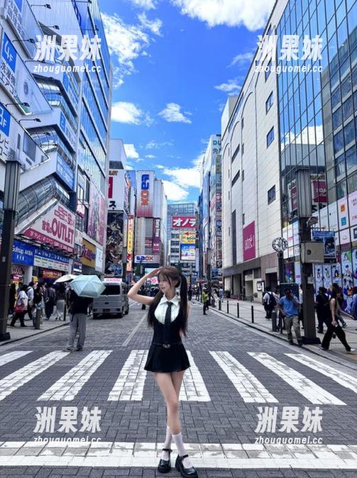 爱蜜社 - 深入温心怡肉丝的世界：让你不敢相信的套图合集，心动指数爆表！.txt