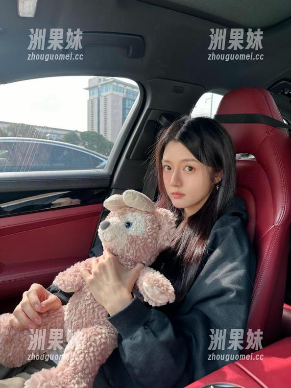 爱蜜社 - 迷人风采，陈思琪Art女友写真合集分享，与美同行.txt