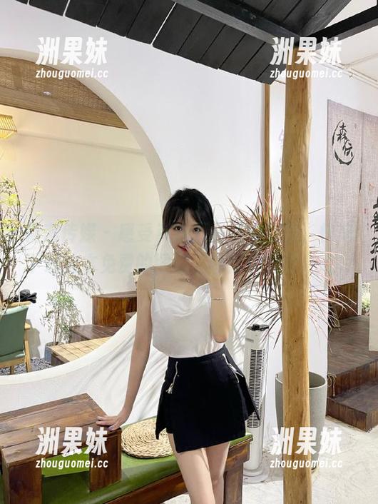 物恋传媒 - 感受岚岚万圣节的魅力，快来下载这本免费的图册，尽情欣赏吧！.txt