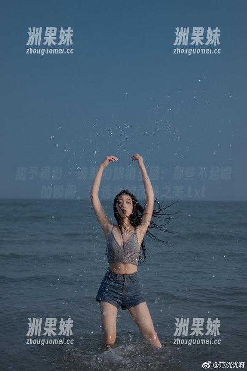 甜予摄影 - 璇璇的旗袍套图：那些不起眼的瞬间，精选出的优雅之美.txt