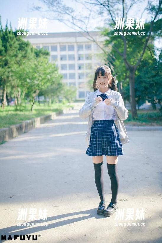 神乐坂真冬的私拍美图大揭秘，绝对企划-苦行修女不为人知的一面！.txt