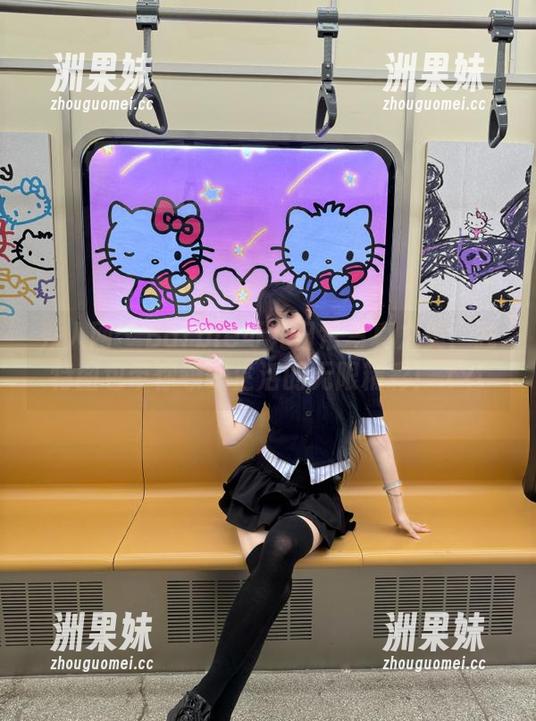 秀人网 - Barbie可儿日常写真之美：独特图包带你领略生活的无限精彩！.txt