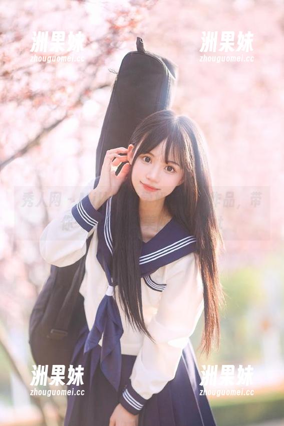 秀人网 - Milk大萌学姐的写真作品，带你一起下载甜美回忆！.txt