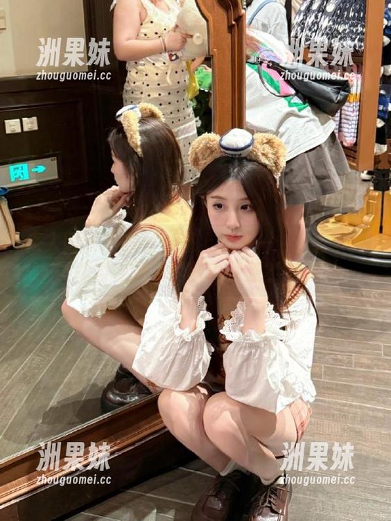 秀人网 - 当白衬衫遇上乔一一：这组写真能否点燃你的时尚灵感？.txt