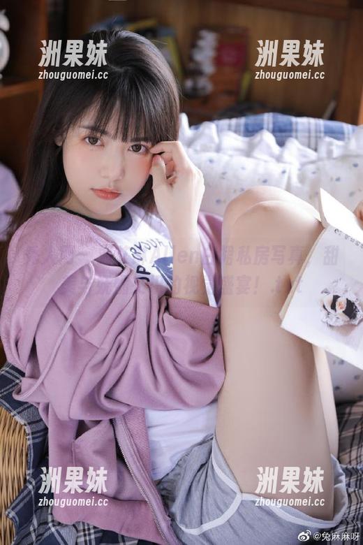 秀人网 - 刘艾琳Allen白裙私房写真，甜美与妩媚交织的视觉盛宴！.txt