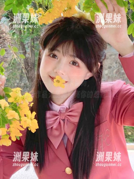 秀人网 - 不一样的艺术视角，“坏兔子”的透明作品无圣光照亮你的想象.txt