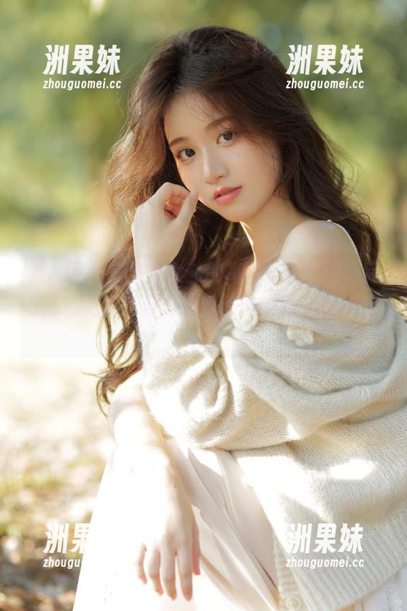 秀人网 - 安然儿女孩的高清写真套图，完美展现无畏青春与自由灵魂的恣意绽放.txt