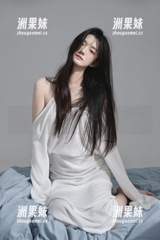 秀人网 - 最新发布！赵惟依coco校服写真集带你感受青春的独特魅力.txt