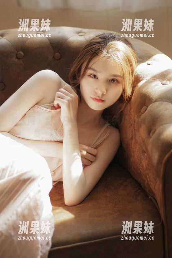 秀人网 - 甜蜜日常：轩轩王子双人写真合集，精彩内容尽在下载！.txt