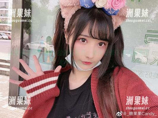 探索糖果果Candy的睡衣写真，美图记录下她无与伦比的魅力时刻.txt