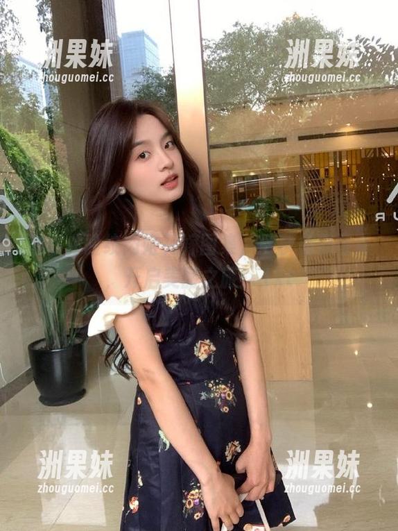 绞肉姬 邀你体验绞肉姬花嫁图集,尽享免费写真,开启美丽之旅!.txt