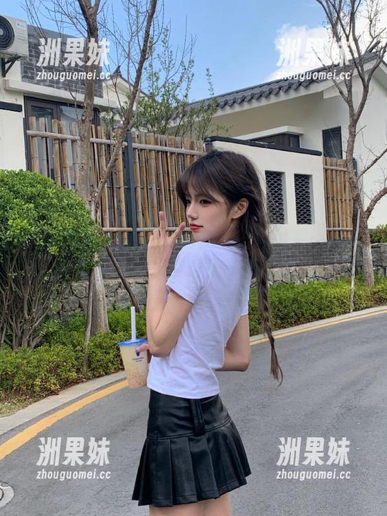 美媛馆 - 走进许诺sabrina的世界：无圣光作品中的秘书份子美丽瞬间.txt