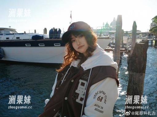 脱尾巴Mizuki的居家写真：高清版完美还原她的日常时光。.txt
