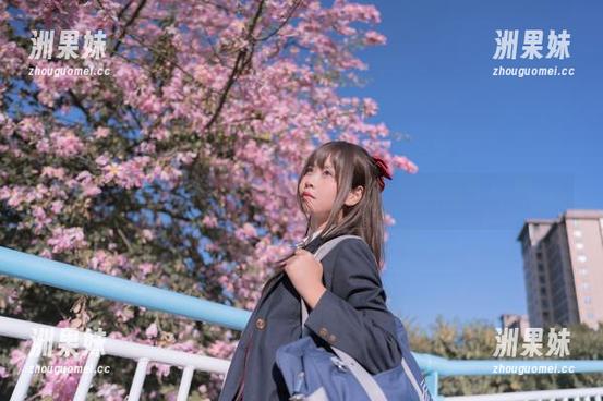 萌芽儿o0的爱宕泳装写真，结合cos风格的美图大赏.txt