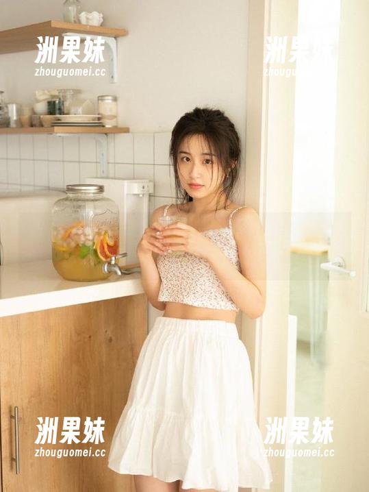 蜜桃社 - 珍妮JeaneJK：图库分享她的艺术探索与摄影背后的秘密.txt