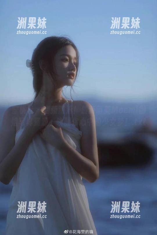 蜜桃社 - 翻新潮流！最新萌美Moemi御姐写真资源，唤醒你心中的少女梦！.txt