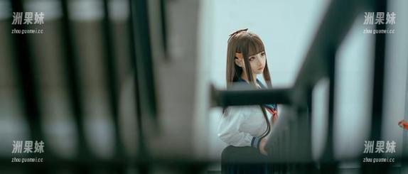 蠢沫沫震撼登场，最新作品中的湖边少女让人心潮澎湃！.txt