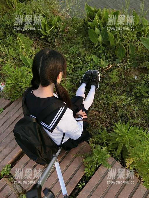 西尔酱白丝写真原图曝光，照片内容让人不敢直视，内心却无法抵挡！.txt