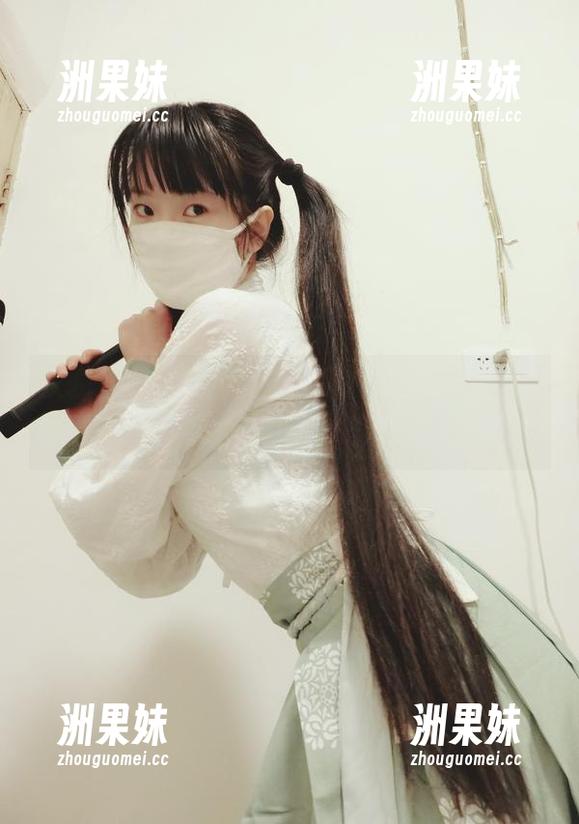 校园主题西尔酱全套写真，高清图片让人心动，别再犹豫快来一探究竟！.txt