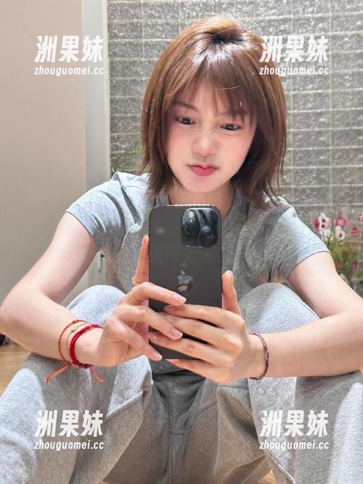 语画界 - 非凡艺术：高清Cris_卓娅祺油亮写真资源带给你灵感.txt