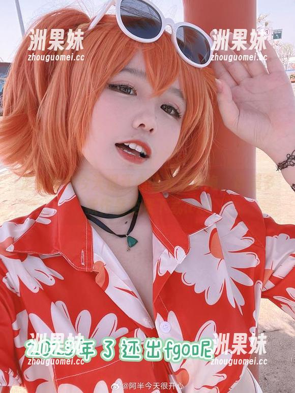 走近阿半今天很开心的光辉旗袍，珍藏多款作品免费下载.txt