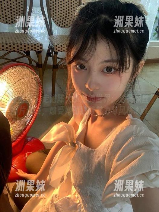 微密圈 - 走进陈大小姐的世界：油亮黑丝图片合集，感受她的独特魅力与风格.txt