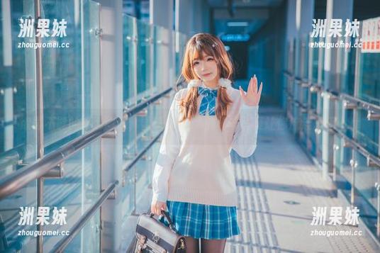 欲罢不能的高清图册，雪琪SAMA的秘书写真让你流连忘返.txt
