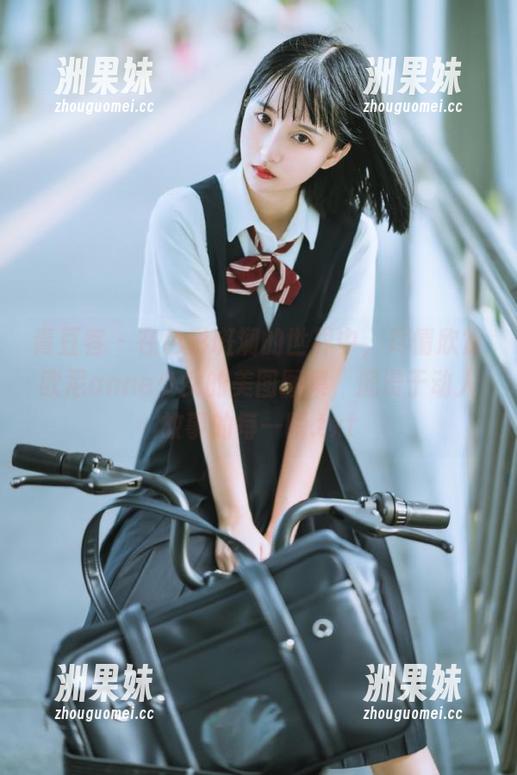 青豆客 - 在色彩斑斓的世界中，尽情欣赏欧尼anne少女的美图图集，沉浸于动人故事的每一瞬.txt