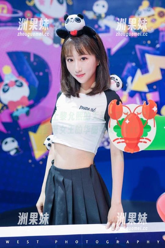 微密圈 - 爱上黎允熙的无圣光写真，尽情领略圣诞女王的华丽与灵动.txt