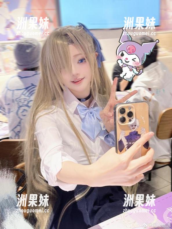 探索黑龙贯通的艺术：高清白色写真资源，感受纯净魅力.txt